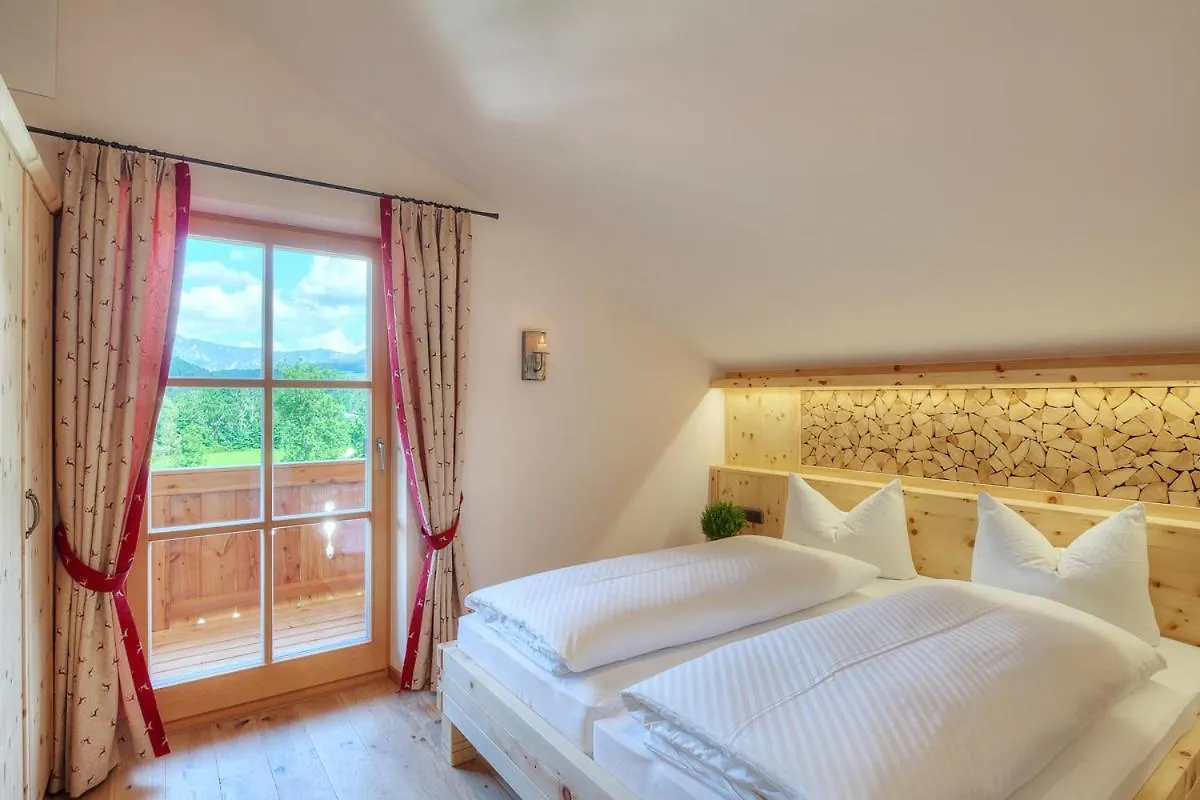 Apartment Ferienwohnungen Im Rosengarten Inkl. Chiemgaukarte Ruhpolding Germany