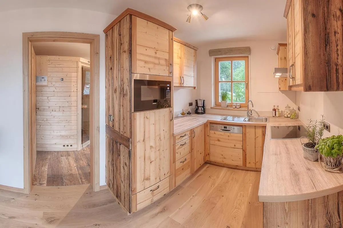 Apartment Ferienwohnungen Im Rosengarten Inkl. Chiemgaukarte Ruhpolding
