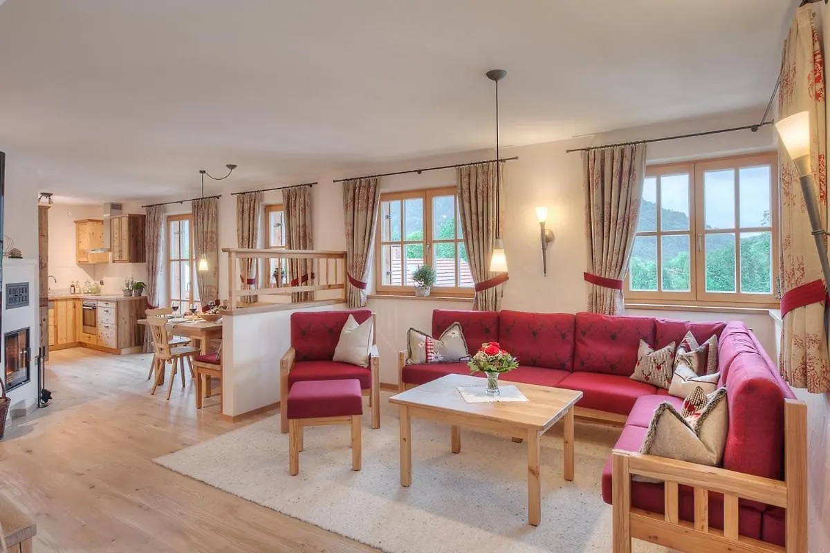 Apartment Ferienwohnungen Im Rosengarten Inkl. Chiemgaukarte Ruhpolding Germany